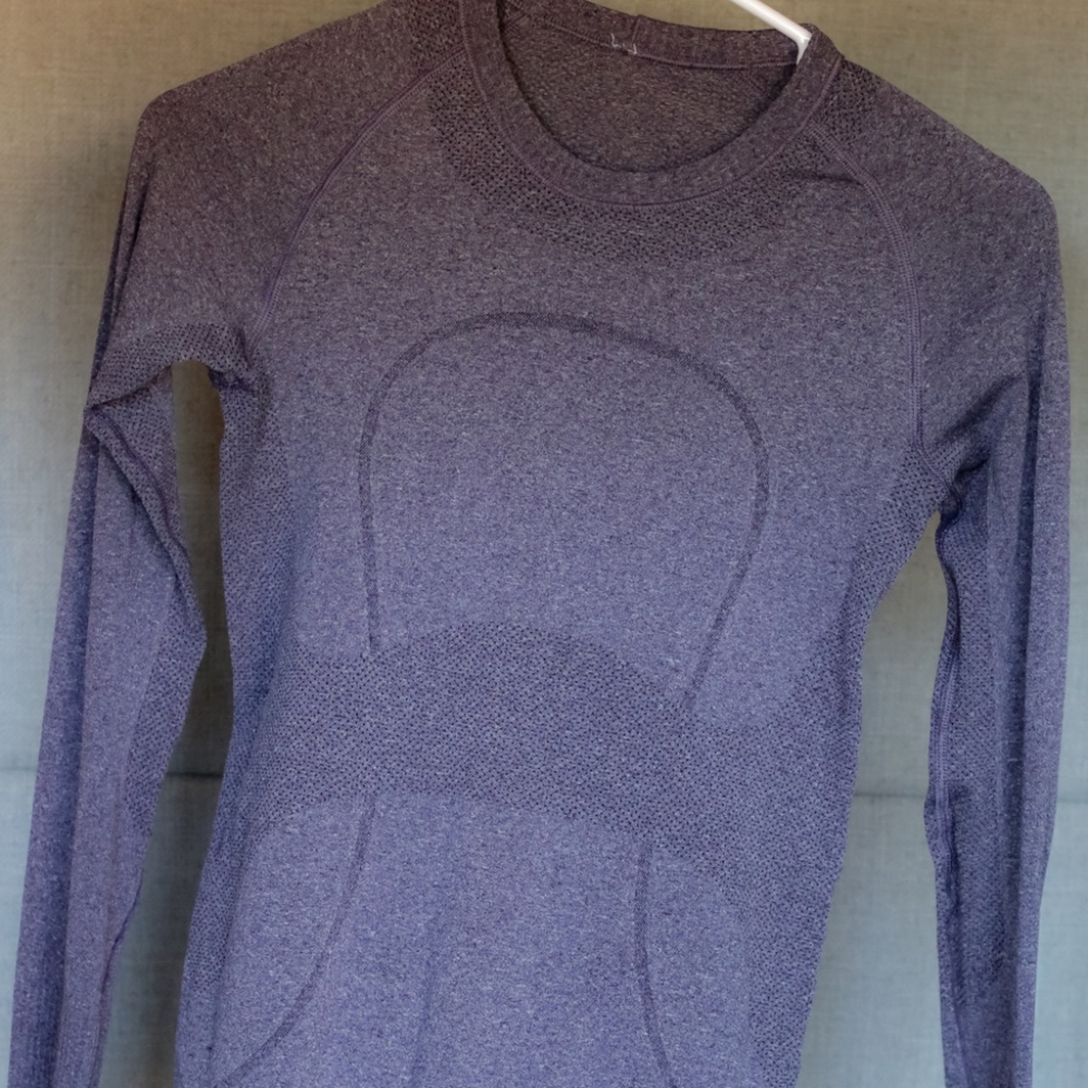 Lululemon Swiftly Tech Long Sleeve Crew